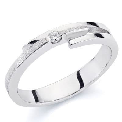 [P319-9683] 18K SORTIJA ORO BLANCO BRILLANTE. 0.046  QTS.